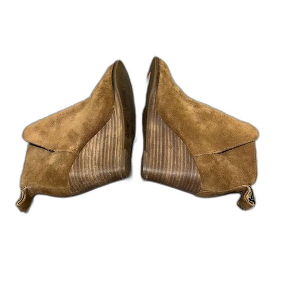 Lucky Brand Tan Suede Wedge Heel Booties 6M 3" Heel Boho Fall Winter Casual Chic - Picture 6 of 9